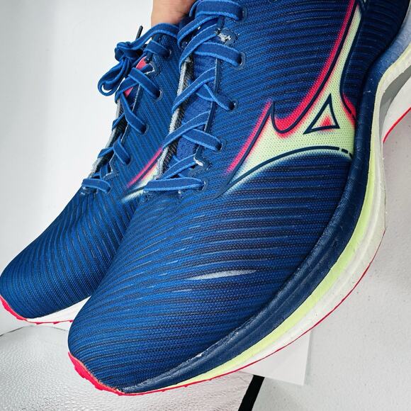 Size 12 - Mizuno Wave Rebellion Men’s Running Shoe Blue/Paradise Pink (Used) - Picture 10 of 10